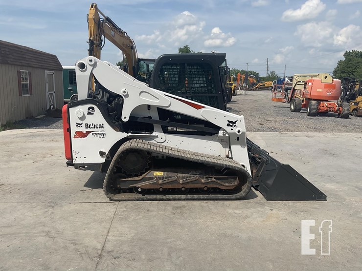 2023-bobcat-t770-image-5