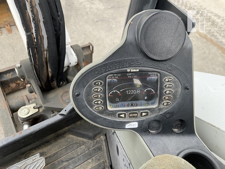 2019-bobcat-e32i-image-15