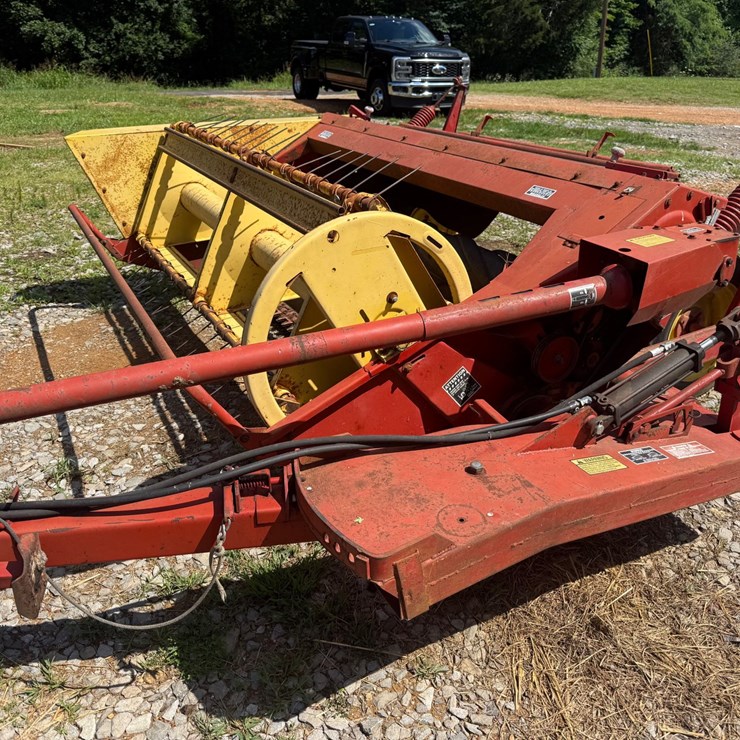 NEW HOLLAND 472