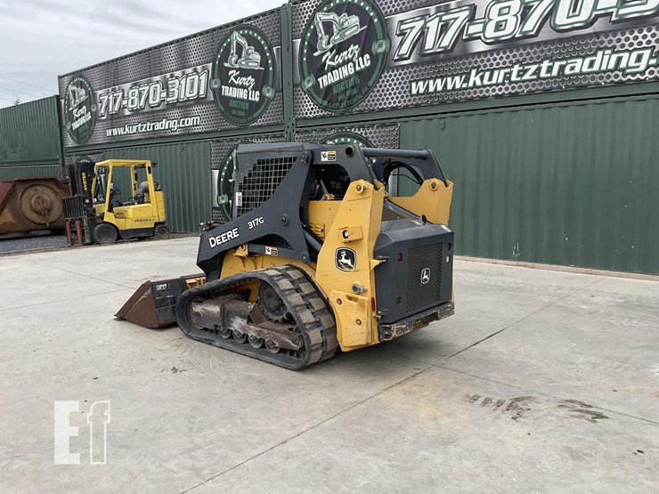 2017-deere-317g-image-2