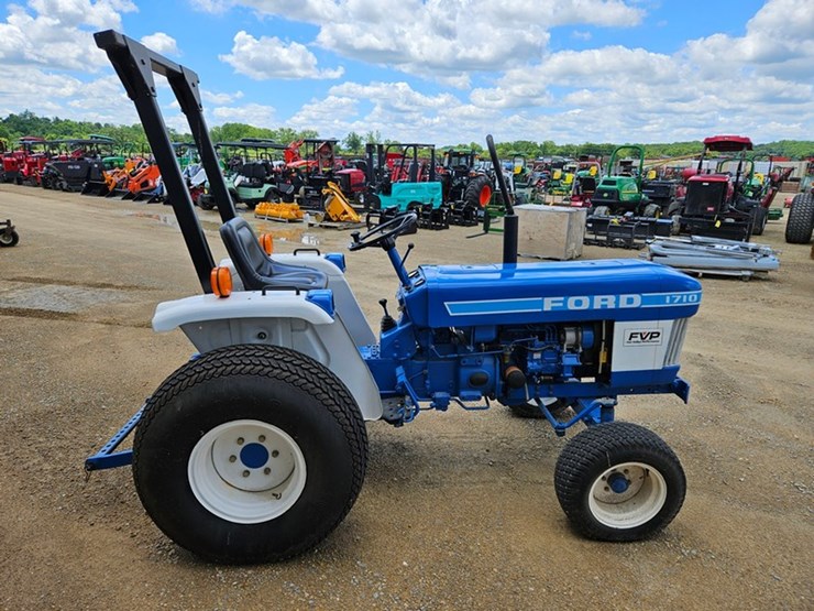 ford-1710-image-6