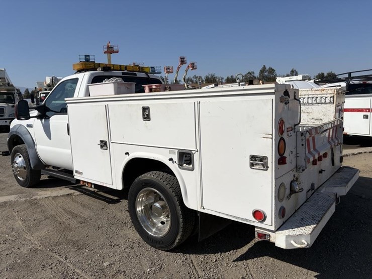 2006-ford-f450-xl-image-4