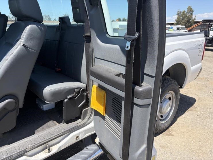 2011-ford-f250-image-12