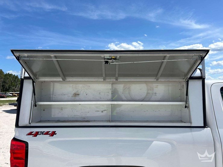 2019-chevrolet-silverado-1500-image-26