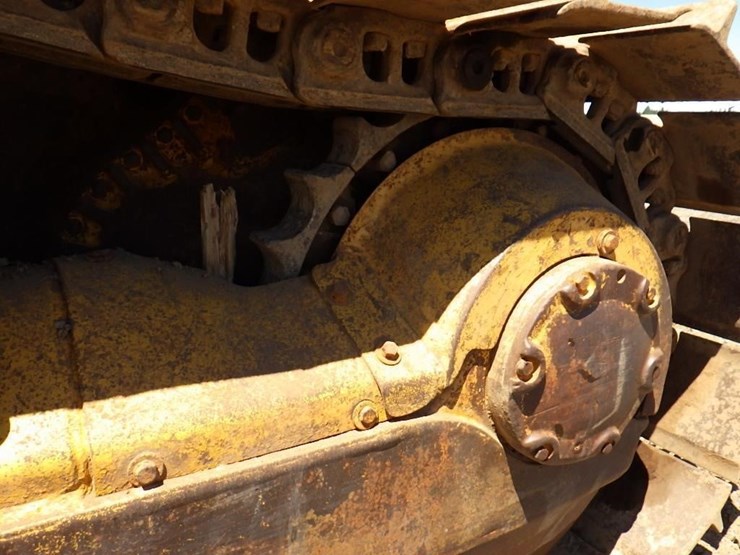 caterpillar-d7-image-9
