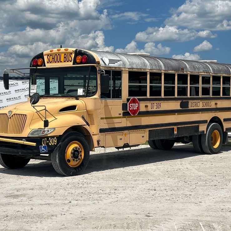 2007 IC Corporation PB105 School Bus