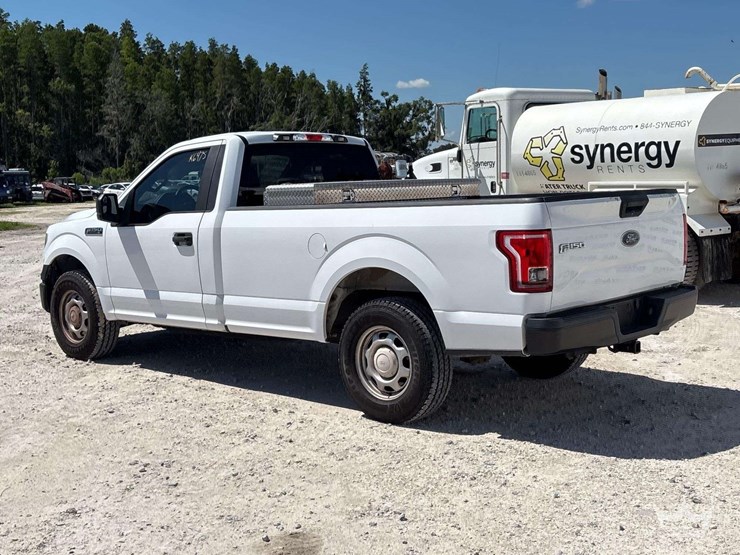 2016-ford-f150-image-4