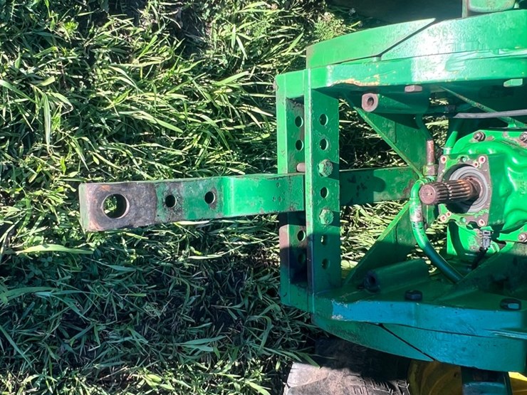 john-deere-8110-image-30