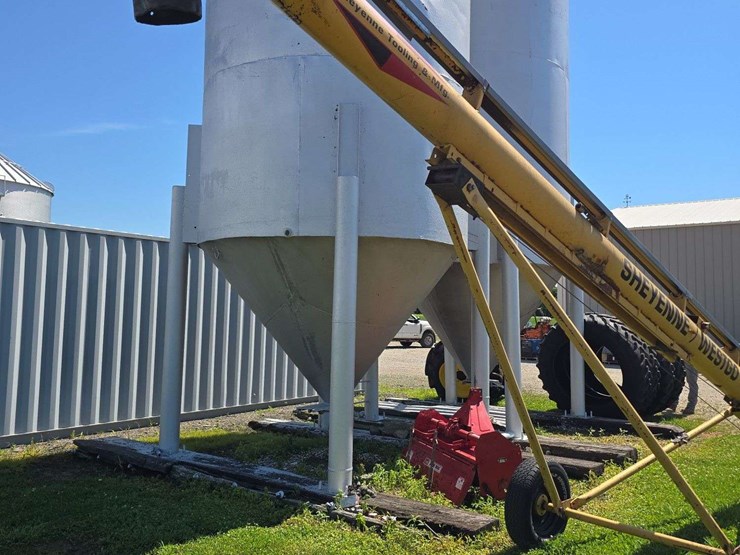 sheyenne-westgo-10x32''-unloading-auger,-540pto-image-4