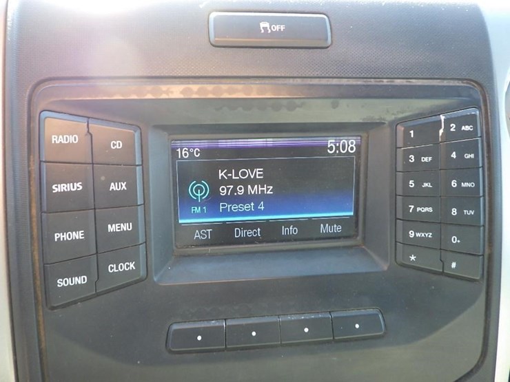 2014-ford-f150-image-30