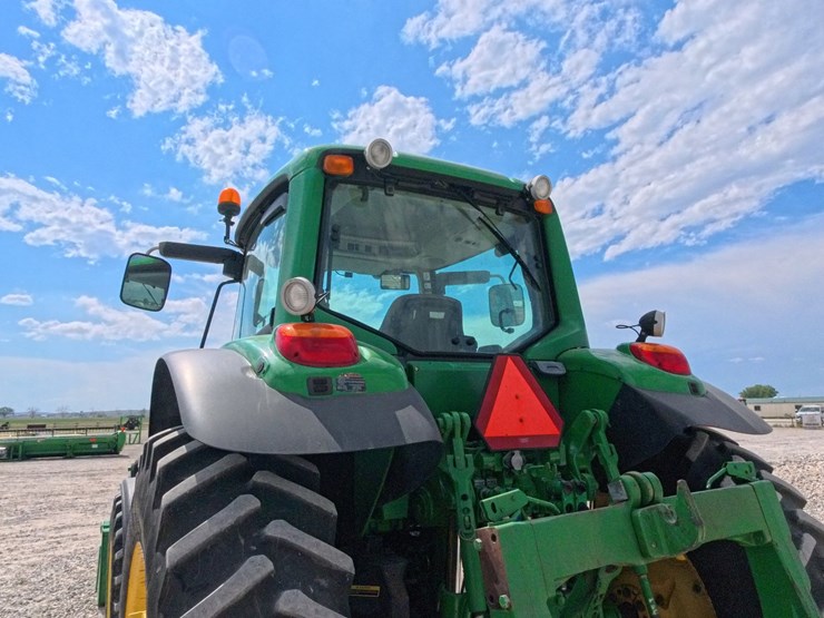 2011-john-deere-7530-premium-image-61