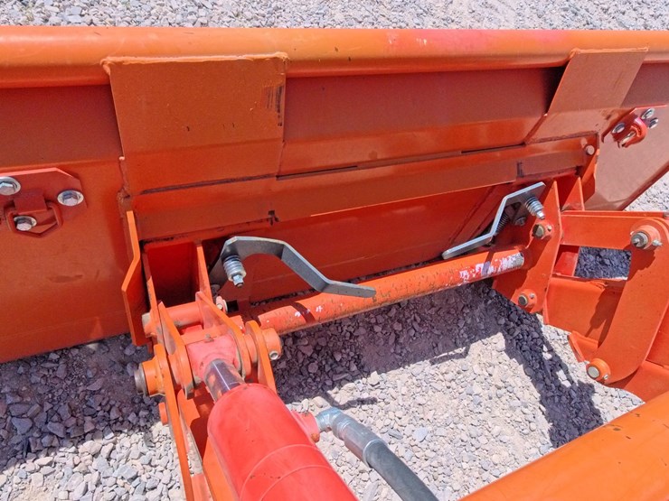 kubota-m6-101-image-11