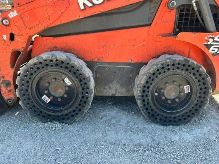 2018-kubota-ssv65-image-58