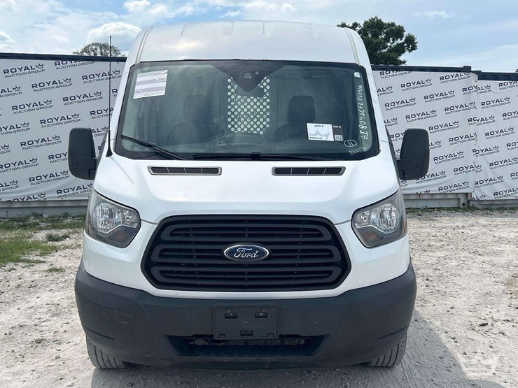2018-ford-transit-image-13