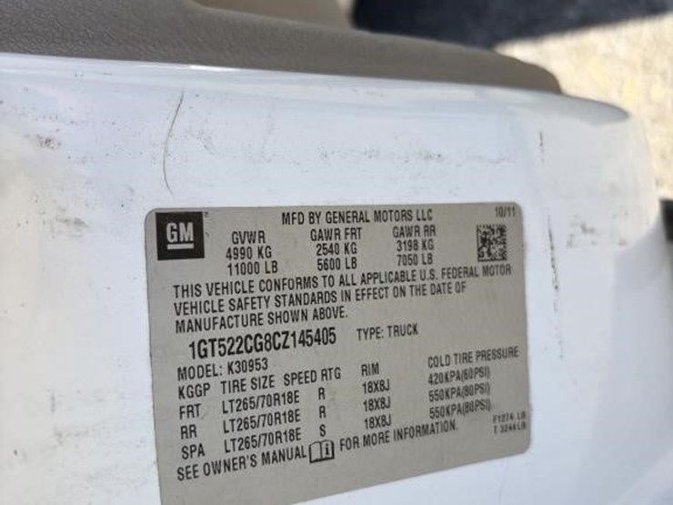 2012-gmc-sierra-3500-image-21