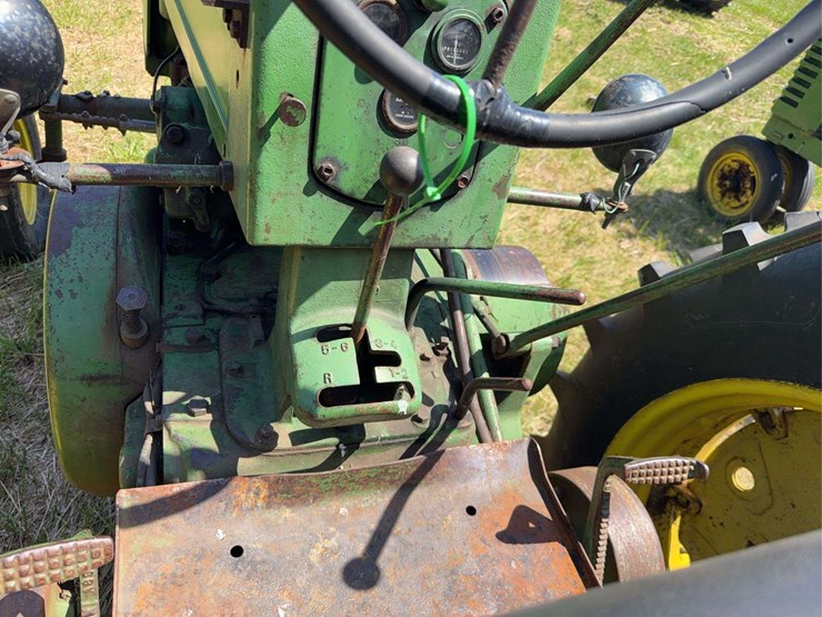john-deere-70-image-26