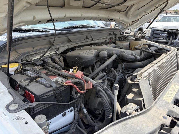 2011-ford-f450-image-8