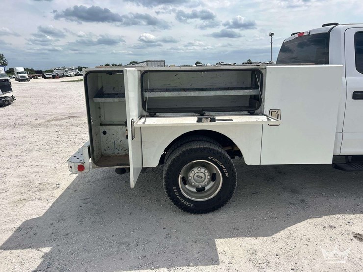 2020-ford-f350-image-21