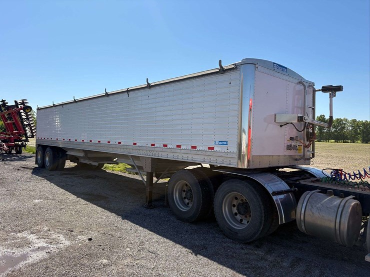 2024-stoughton-hopper-image-18