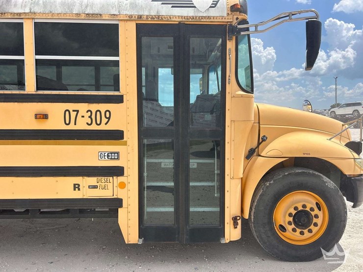 2007-ic-corporation-pb105-school-bus-image-10