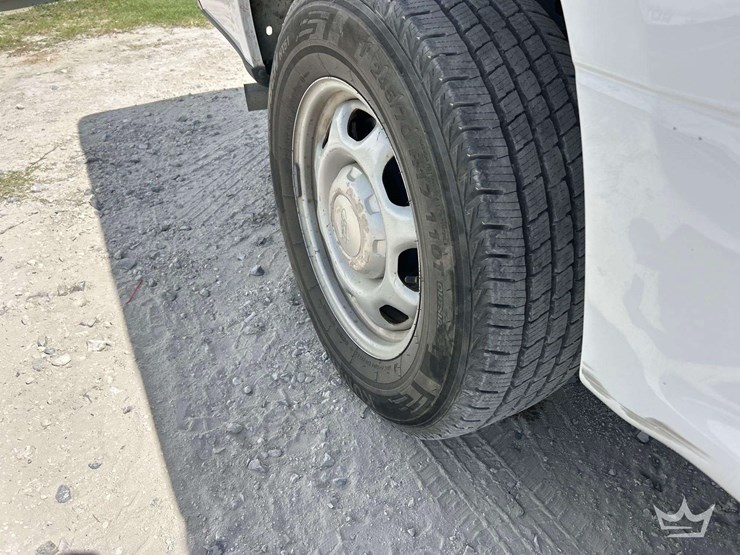 2019-ford-f150-image-23