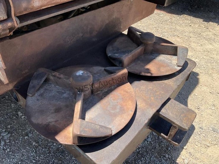 2012-versa-v-bottom-spreader-trailer-image-10
