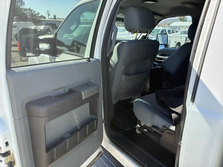 2012-ford-f350-image-13