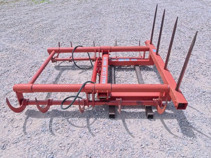 #1045-•-morris-bale-claw-5000-ve-image-2