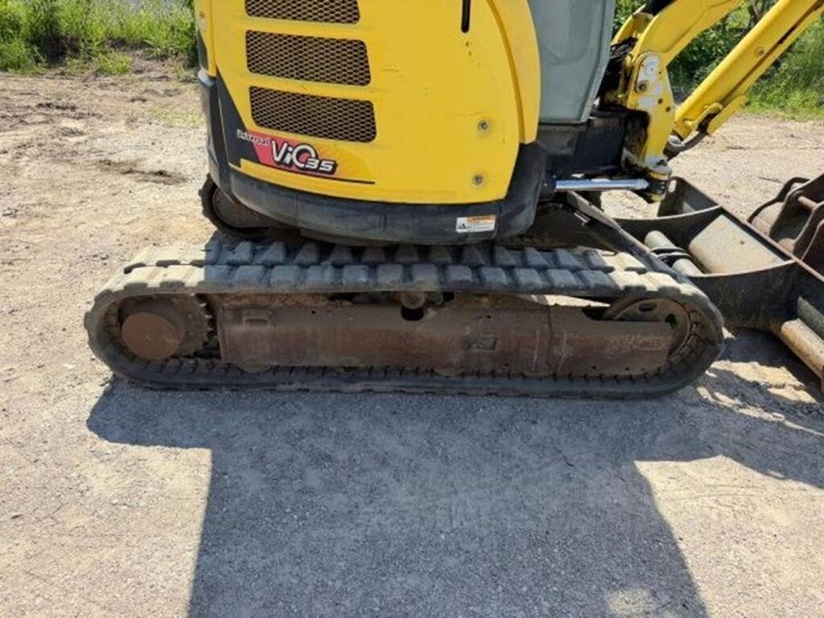 2008-yanmar-vio35-5b-image-33
