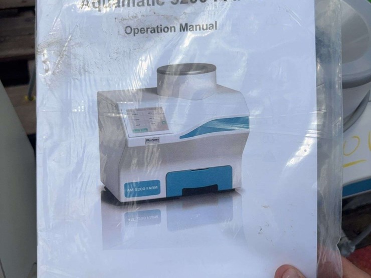 2019-perten-am-5200-moisture-tester-image-5