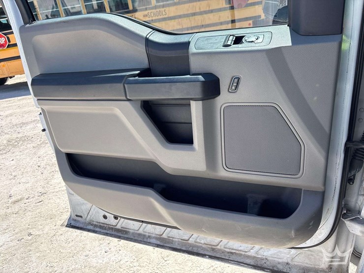 2016-ford-f150-image-11