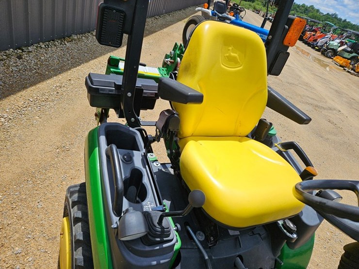 john-deere-1025r-image-29