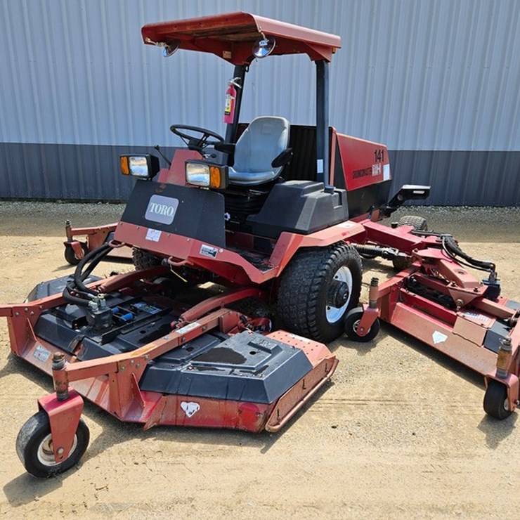 TORO GROUNDSMASTER 580D