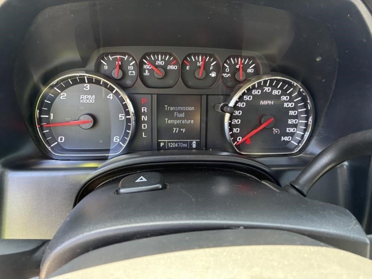 2018-chevrolet-silverado-1500-image-15