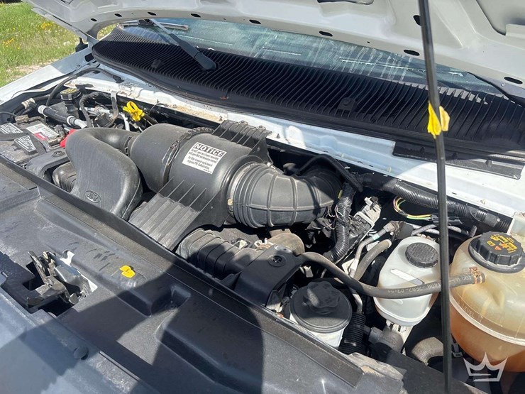 2019-ford-e350-image-8