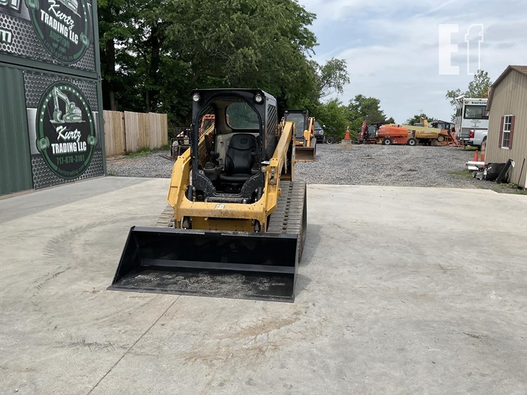2018-caterpillar-239d-image-9