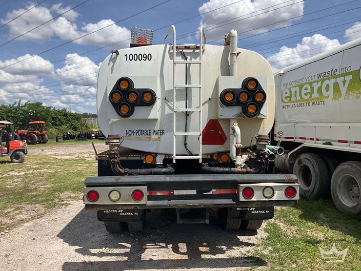 2002-sterling-l7500-image-31