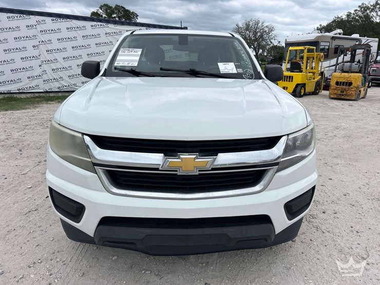 2016-chevrolet-colorado-image-29