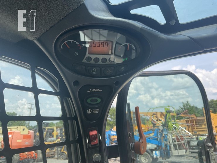 2023-bobcat-t770-image-18
