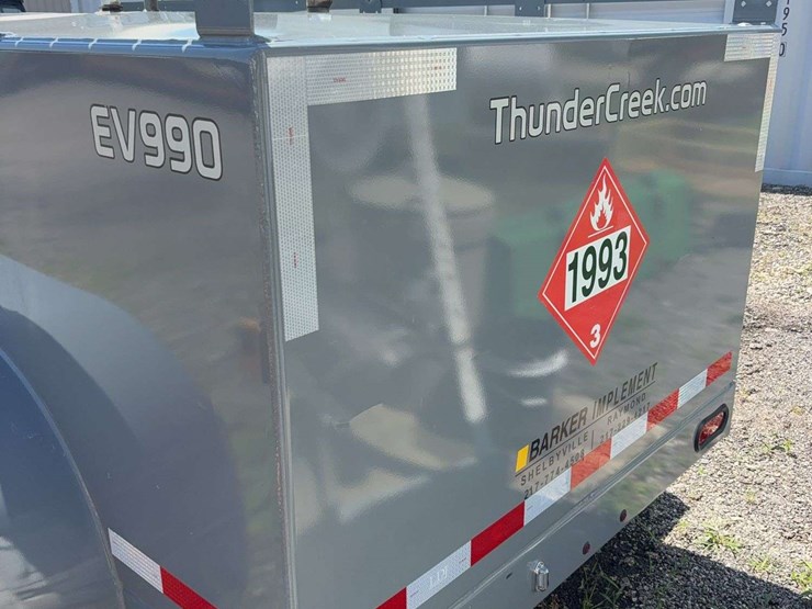 2023-thunder-creek-fuel-trailer,-990-gallon-of-fuel,-55-gallon-def-tank,-electric-pump-1-1/2''-hose,-tandem-axle,-spare-tires,-bumper-hitch-image-17