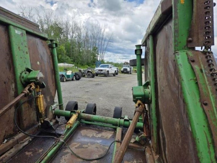 2018-john-deere-2018-image-3