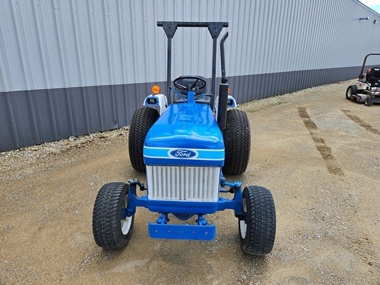 ford-1710-image-8