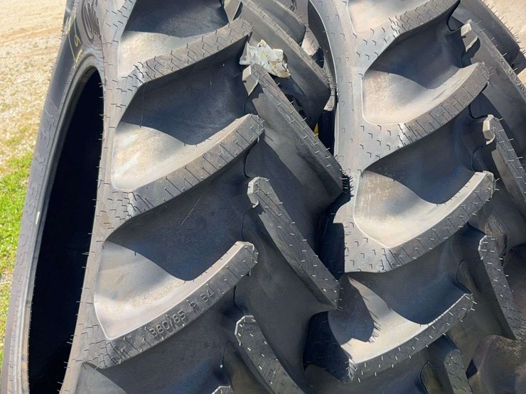 2-continental-380/85r34-front-tractor-fires,-new-image-3