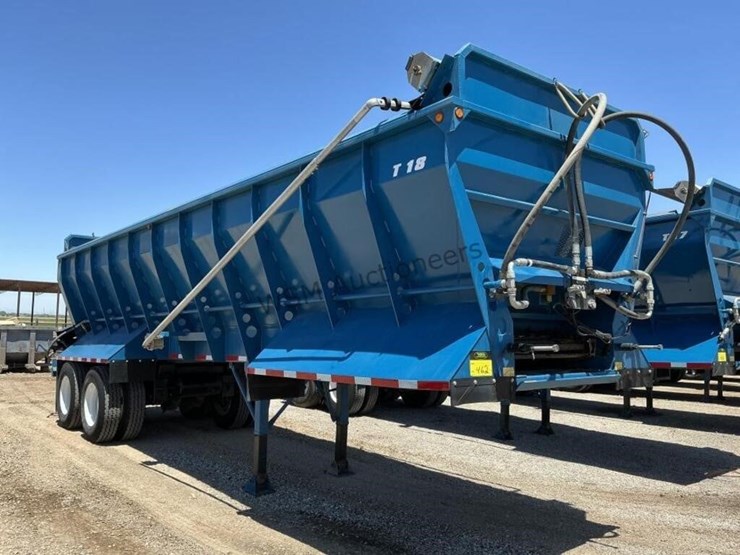 2020-versa-v-bottom-spreader-trailer-image-3