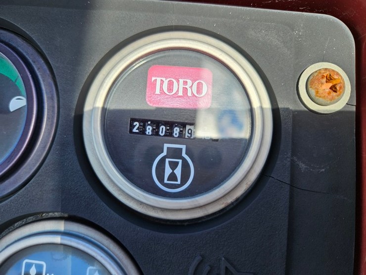 toro-groundsmaster-580d-image-44