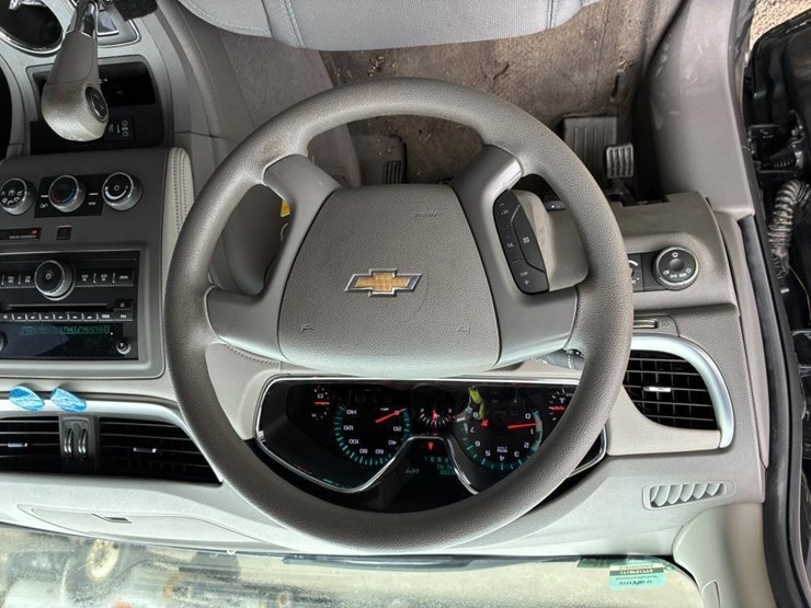 2014-chevrolet-traverse-image-15