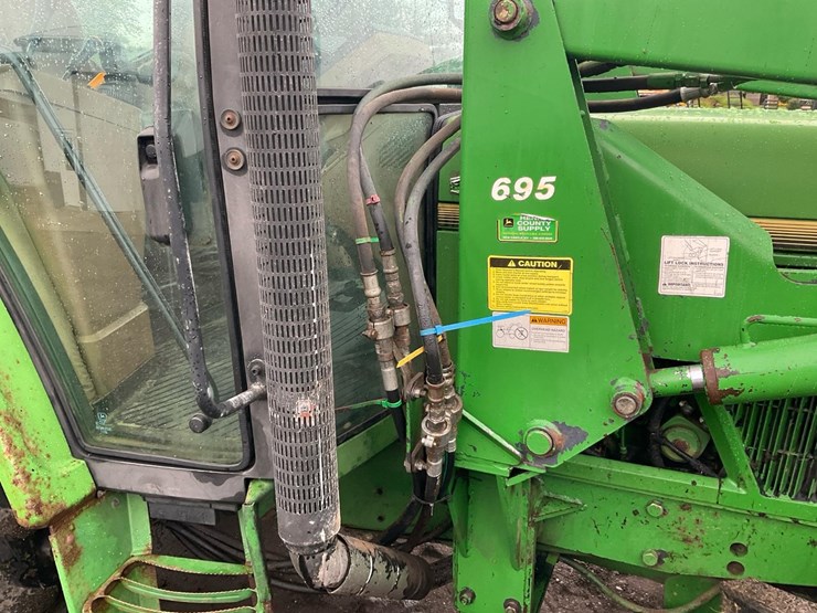 1993-john-deere-6300-image-13