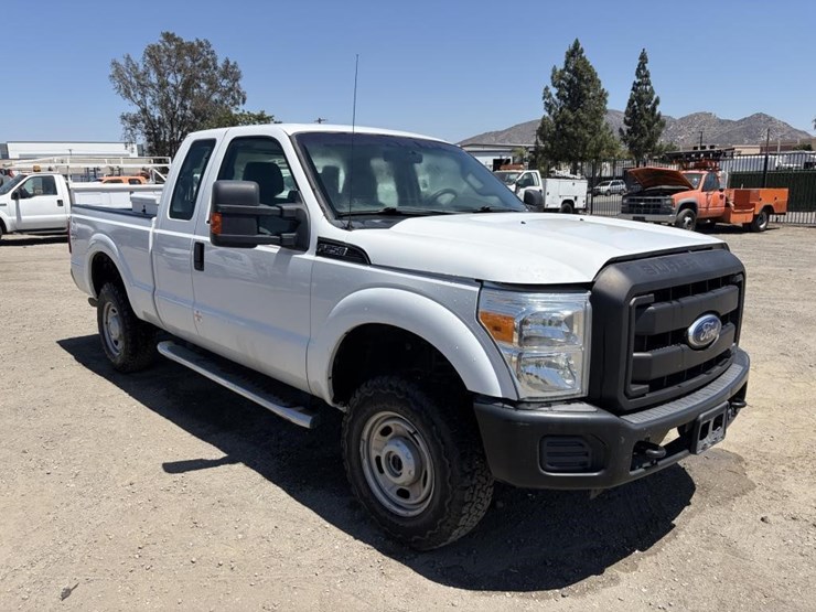 2011-ford-f250-image-2