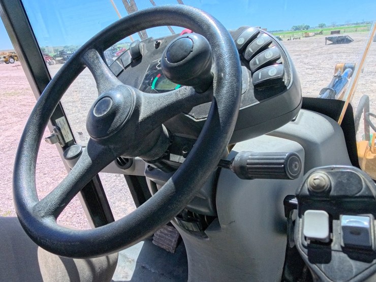 2014-caterpillar-907h2-image-30
