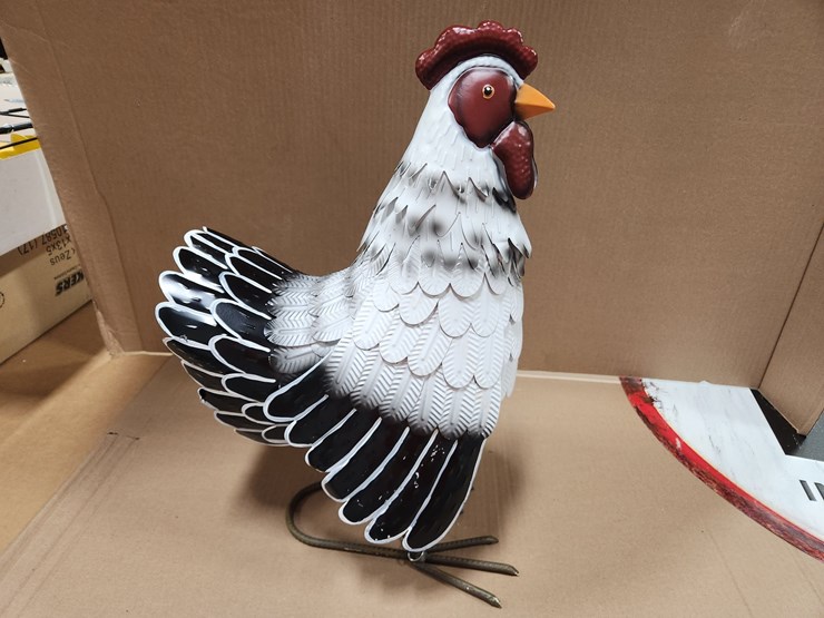 #408-•-metal-chicken-image-3